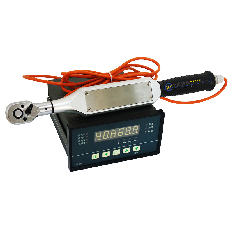 ���B����X���@Ť������